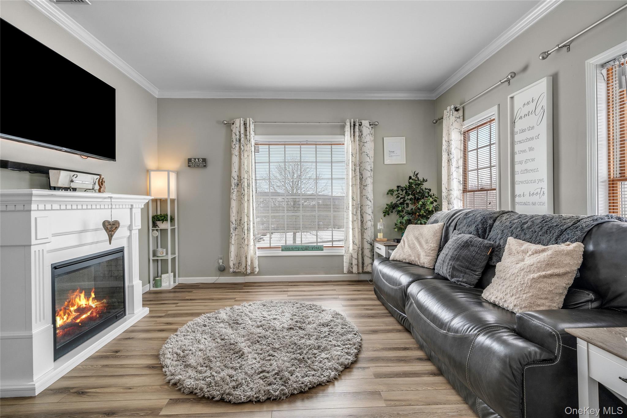 140 Gate Schoolhouse Road, New Hampton, NY 10958