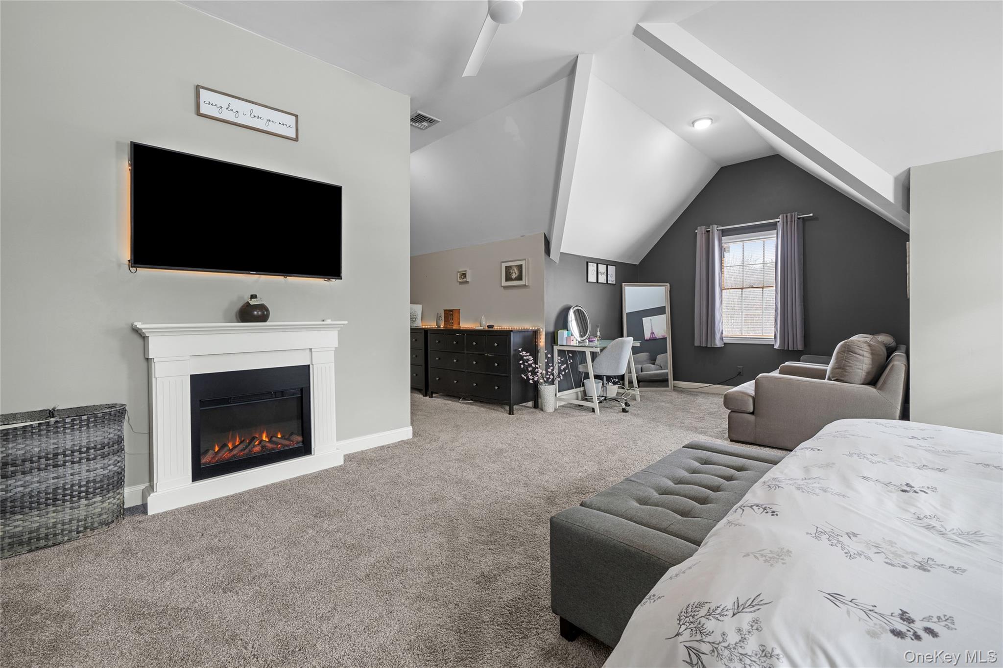 140 Gate Schoolhouse Road, New Hampton, NY 10958