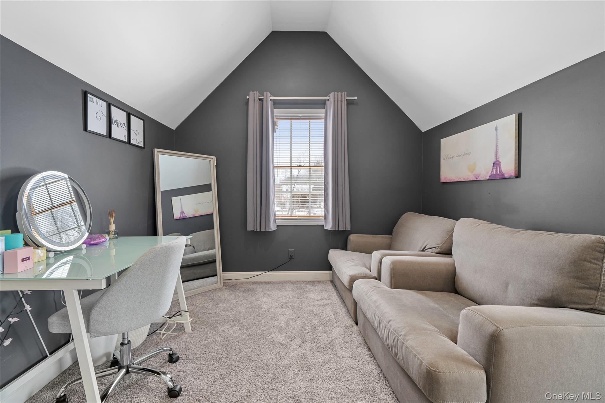 140 Gate Schoolhouse Road, New Hampton, NY 10958