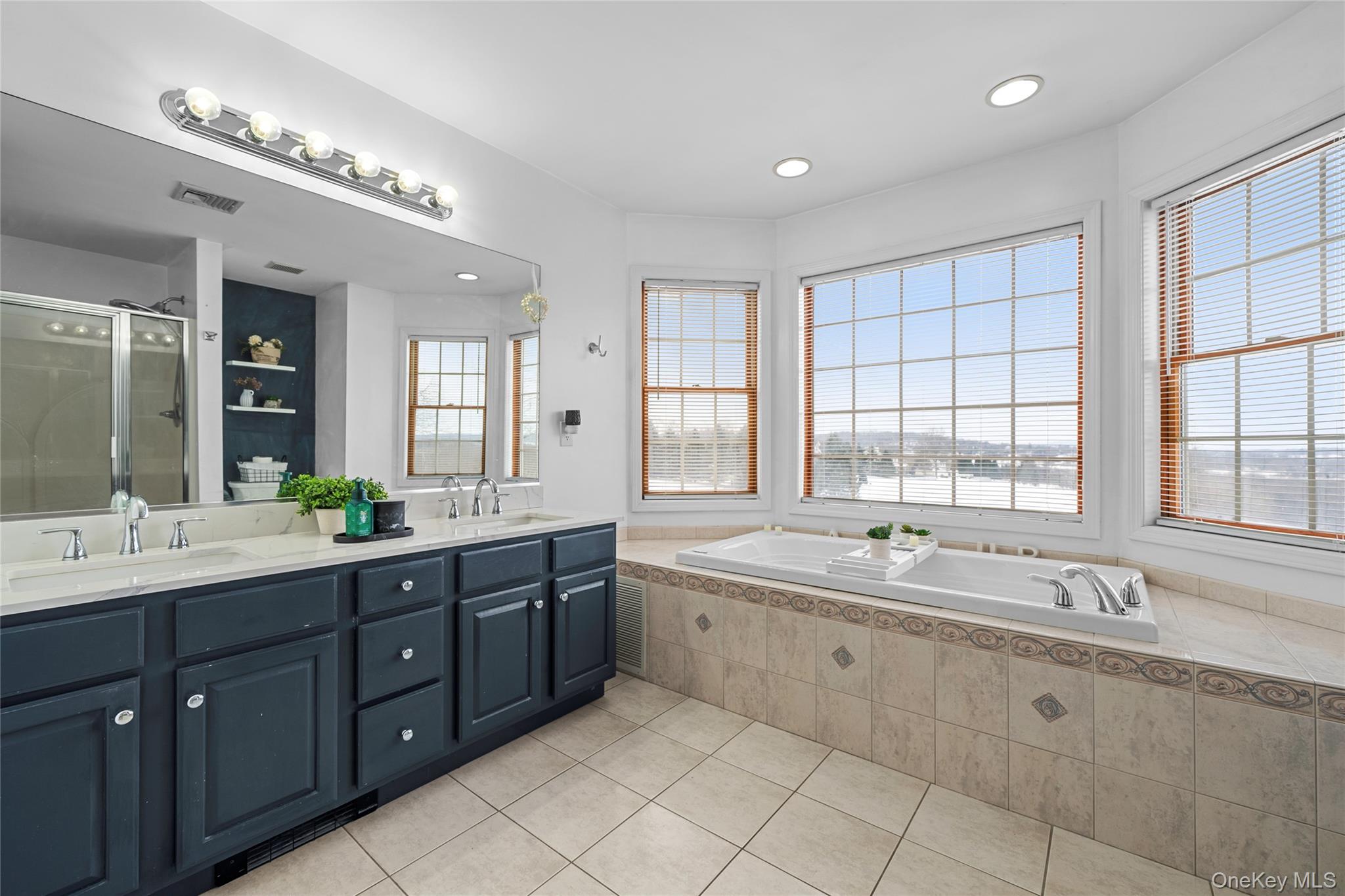 140 Gate Schoolhouse Road, New Hampton, NY 10958