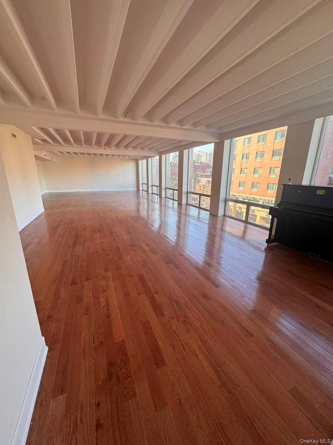 13332 41st Road # 3A, Flushing, NY 11355