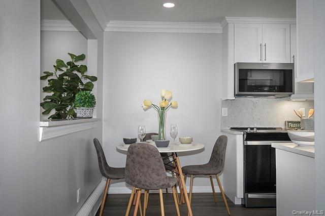 184 Cassa Loop # 184, Holtsville, NY 11742