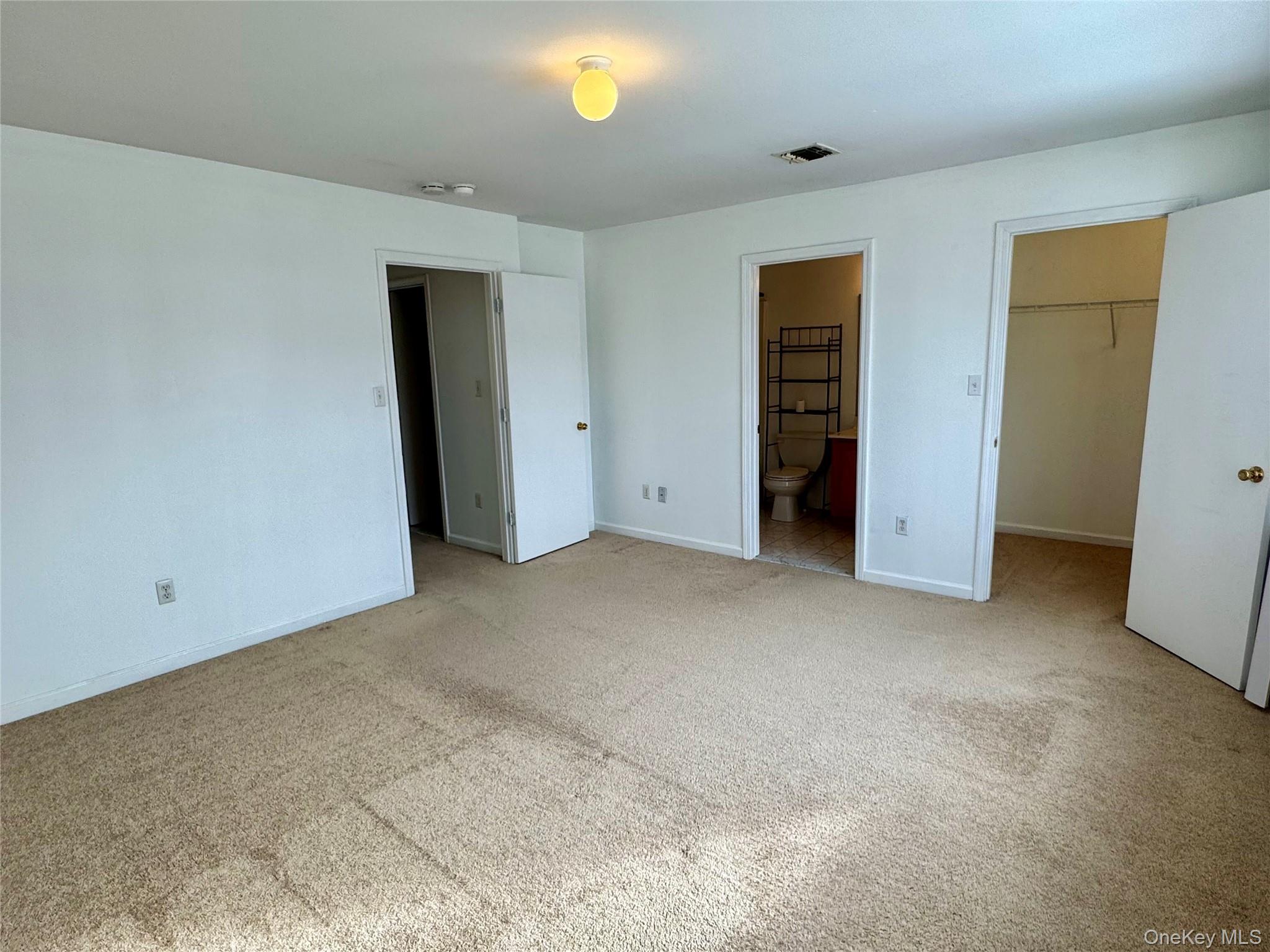 23 Peach Place, Middletown, NY 10940