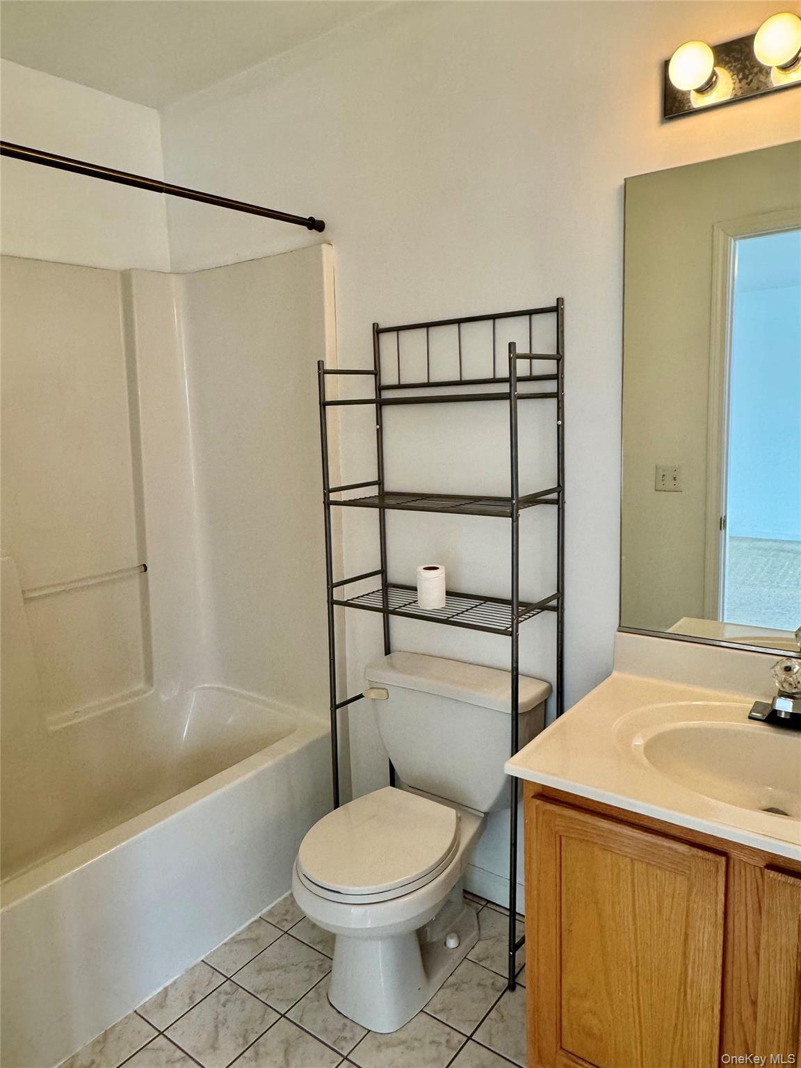 23 Peach Place, Middletown, NY 10940