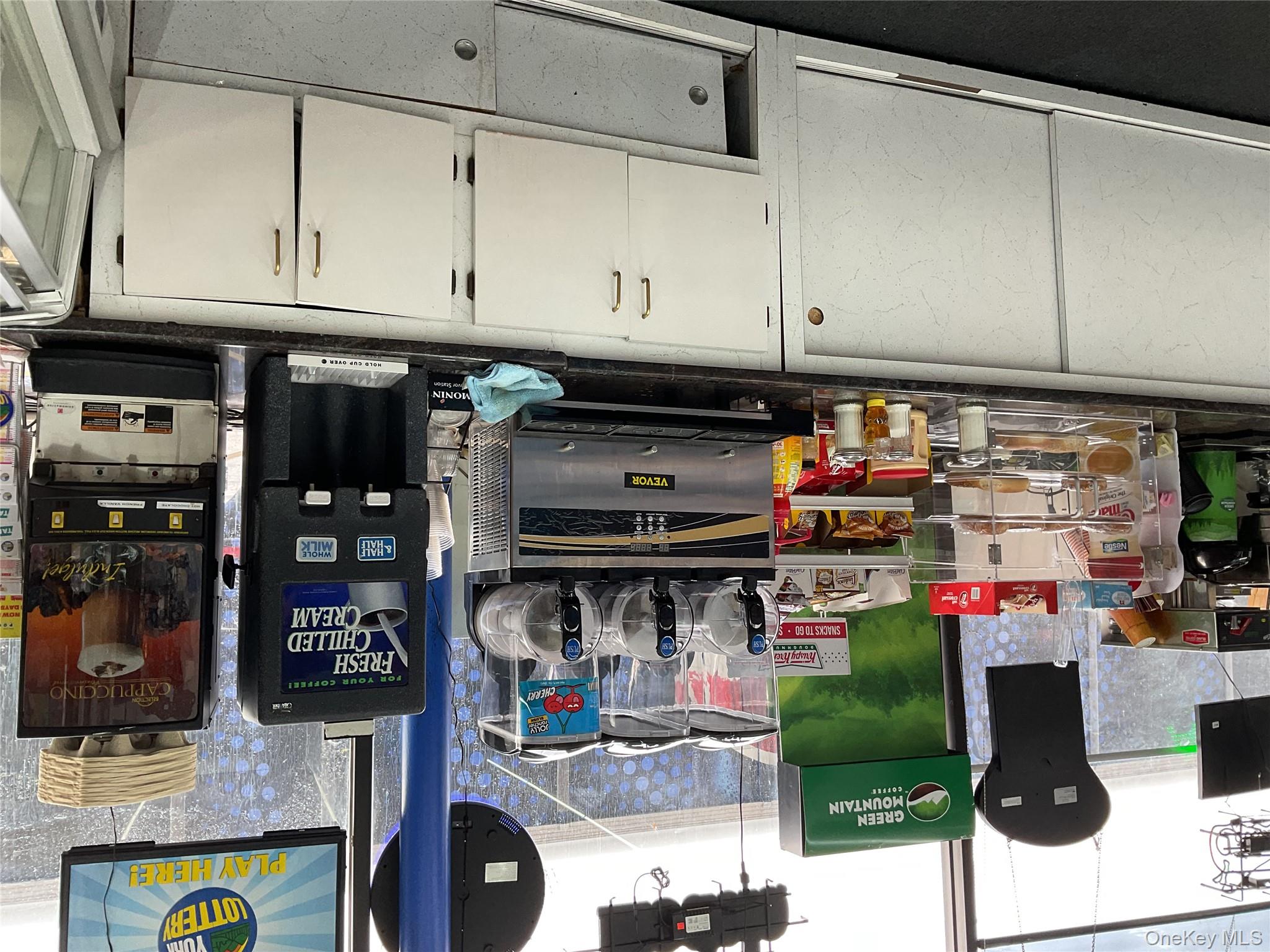 35 E. MAIN Streets, Walden, NY 12586