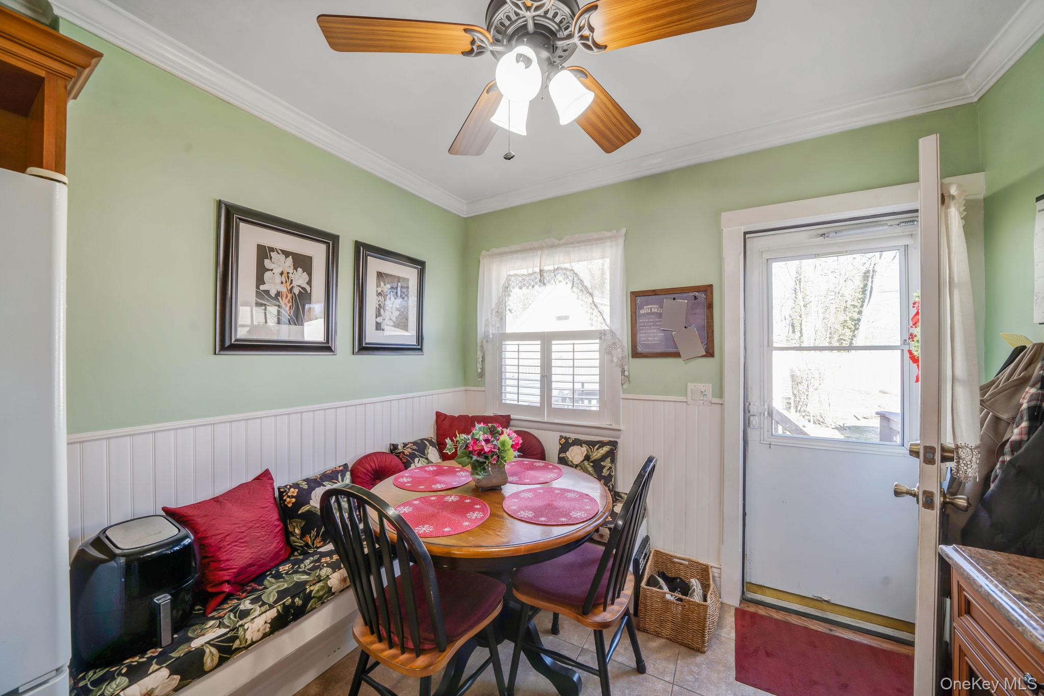 4 W William Street, Bay Shore, NY 11706