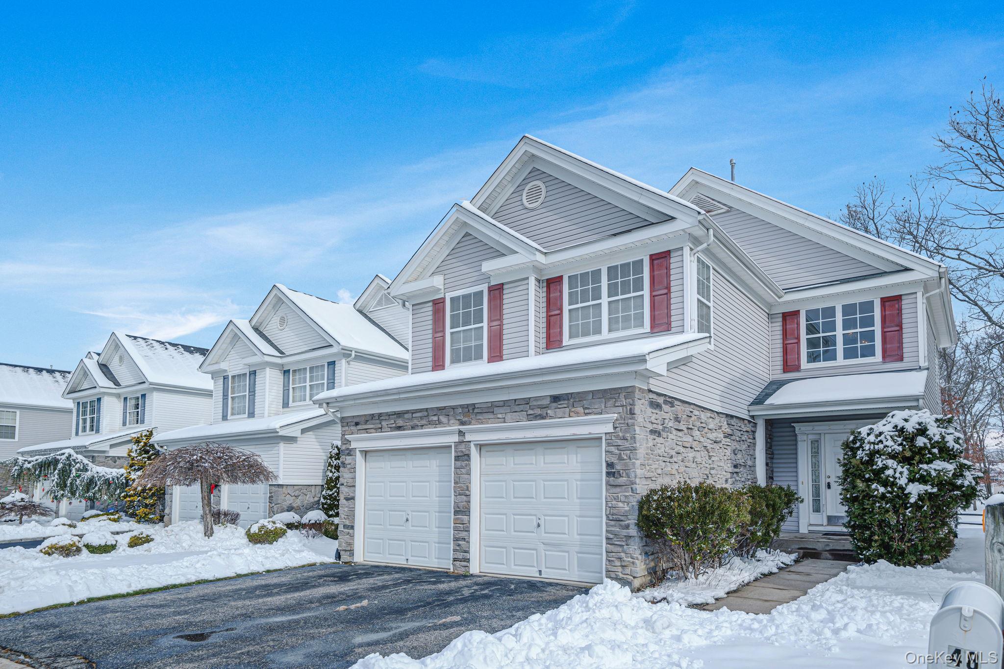 48 Kate Circle, Middle Island, NY 11953