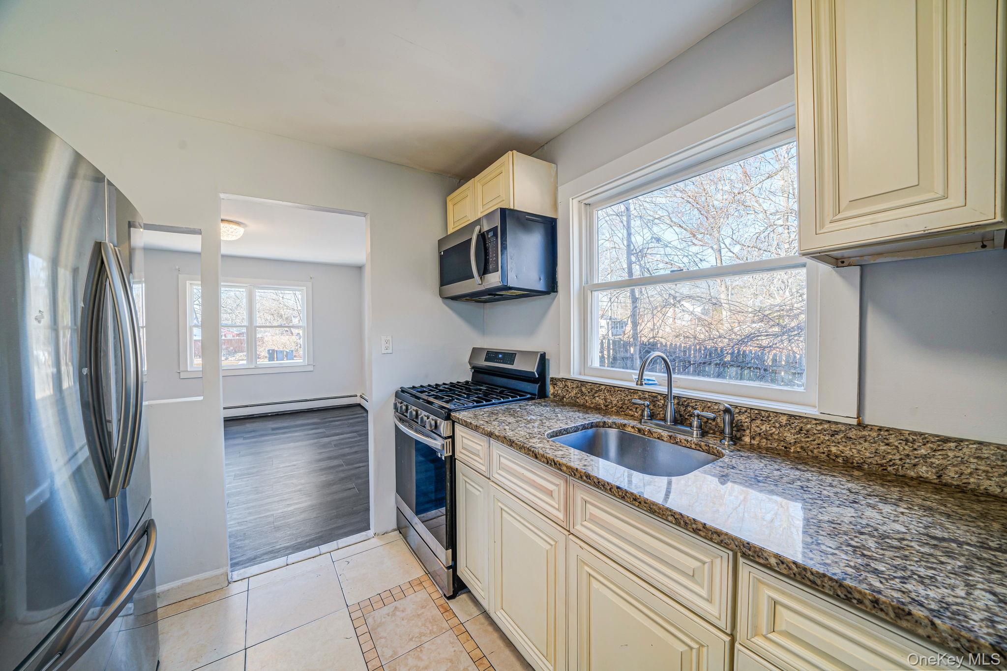 476 Revilo Avenue, Shirley, NY 11967