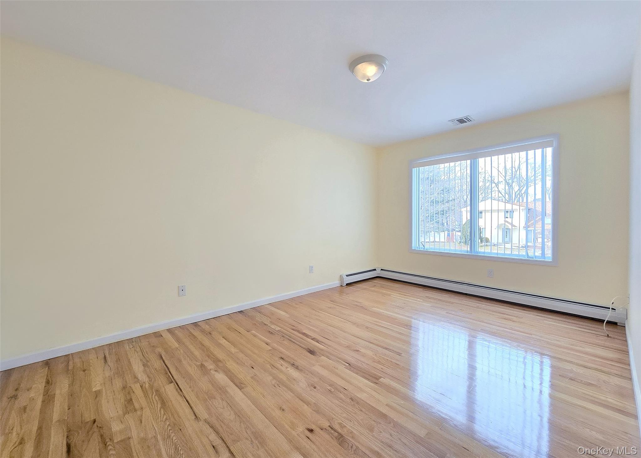 2 Franklin Street, Coram, NY 11727