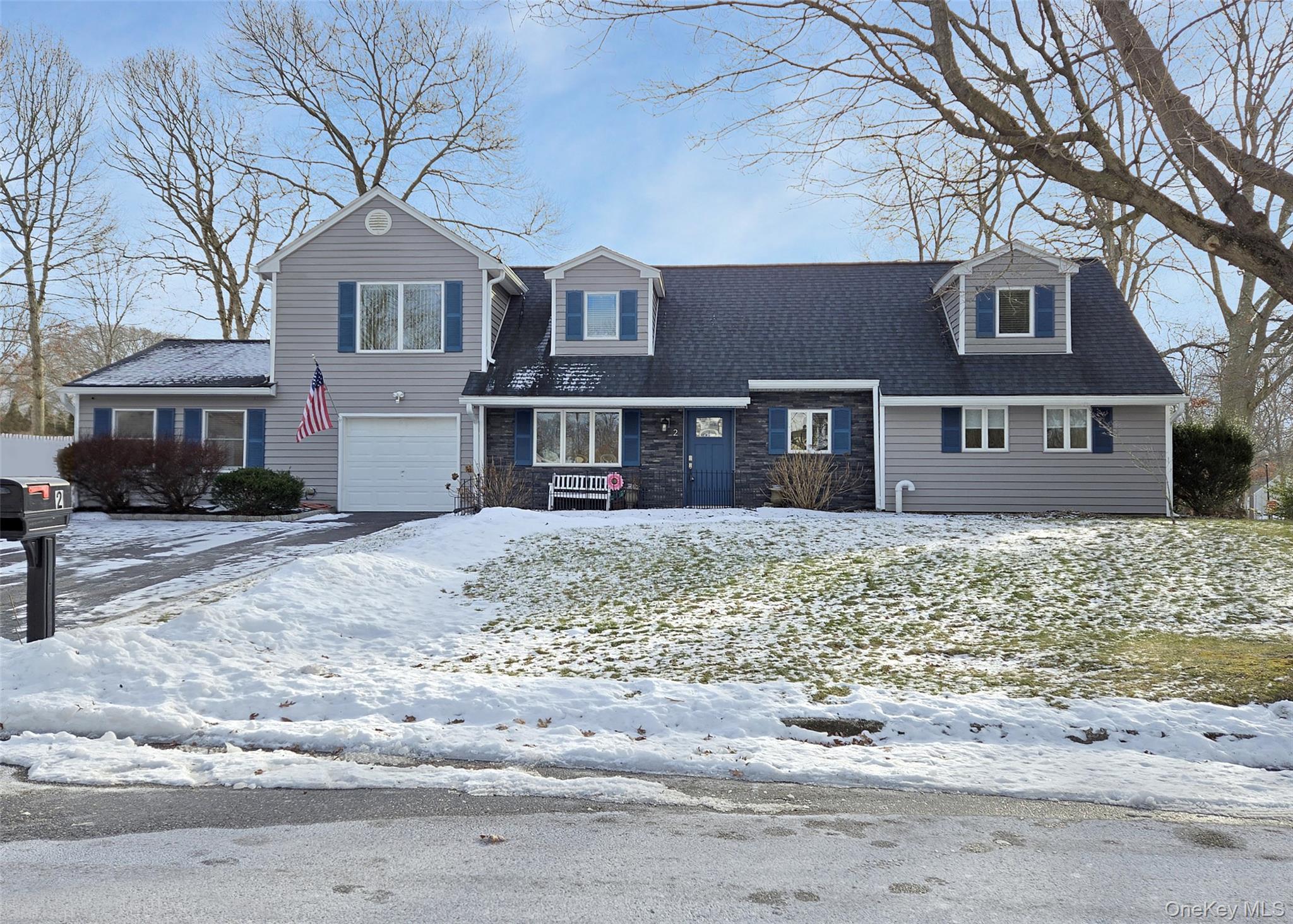 2 Franklin Street, Coram, NY 11727