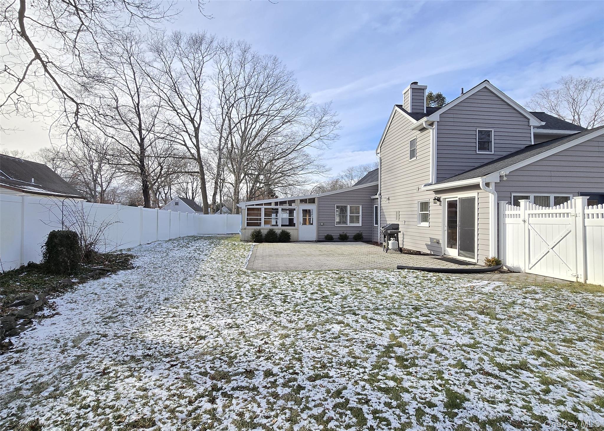 2 Franklin Street, Coram, NY 11727