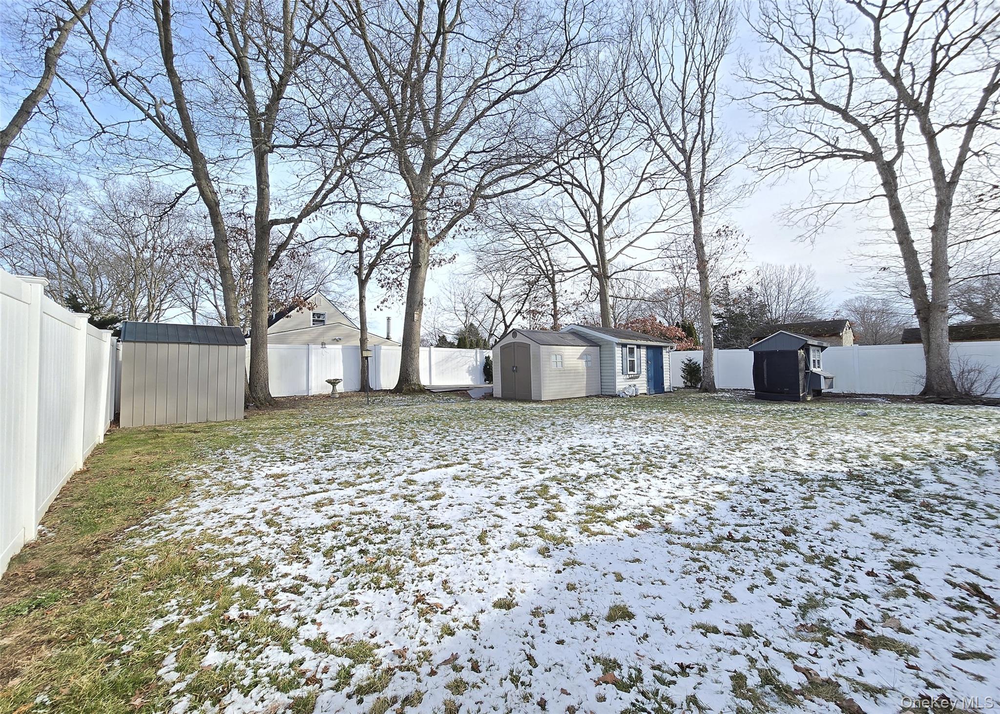 2 Franklin Street, Coram, NY 11727