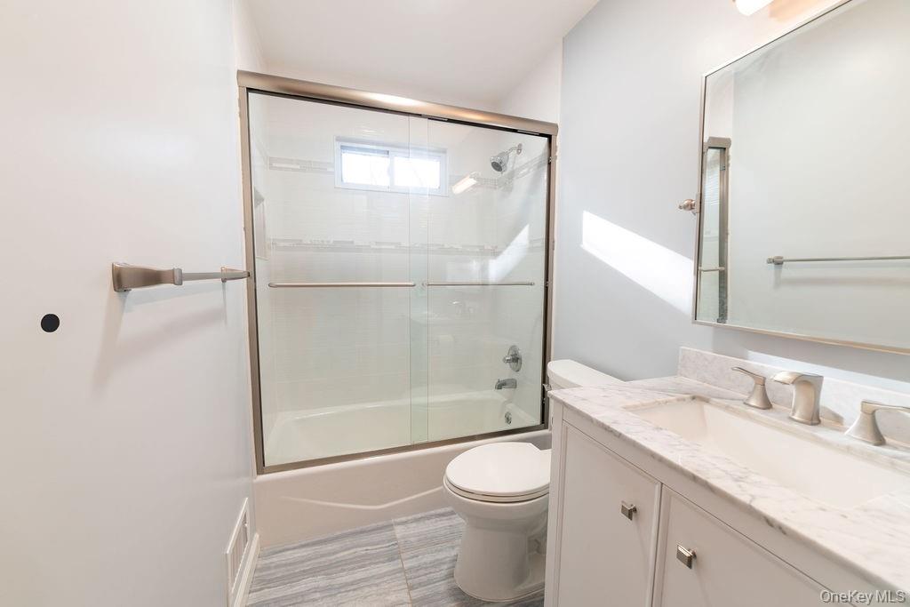 3 Gottlieb Drive, Pearl River, NY 10965