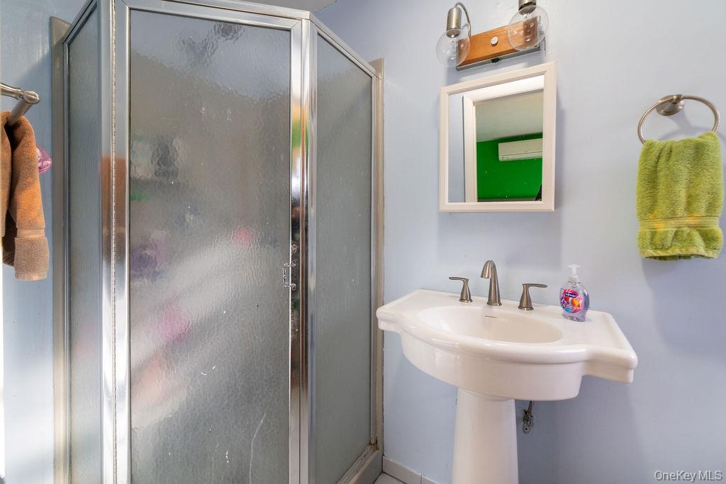 3 Gottlieb Drive, Pearl River, NY 10965