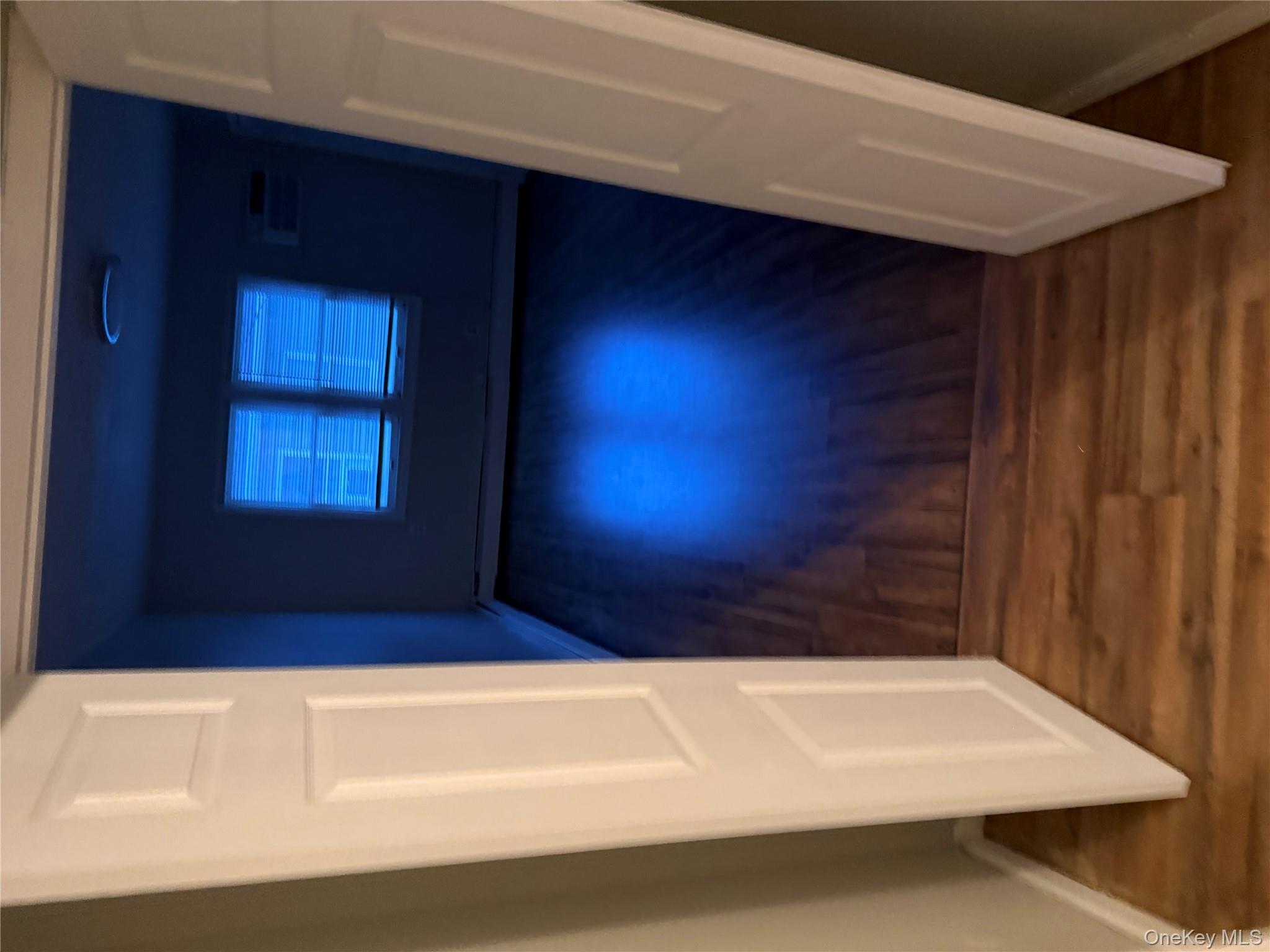 18 Leach Street, Lynbrook, NY 11563