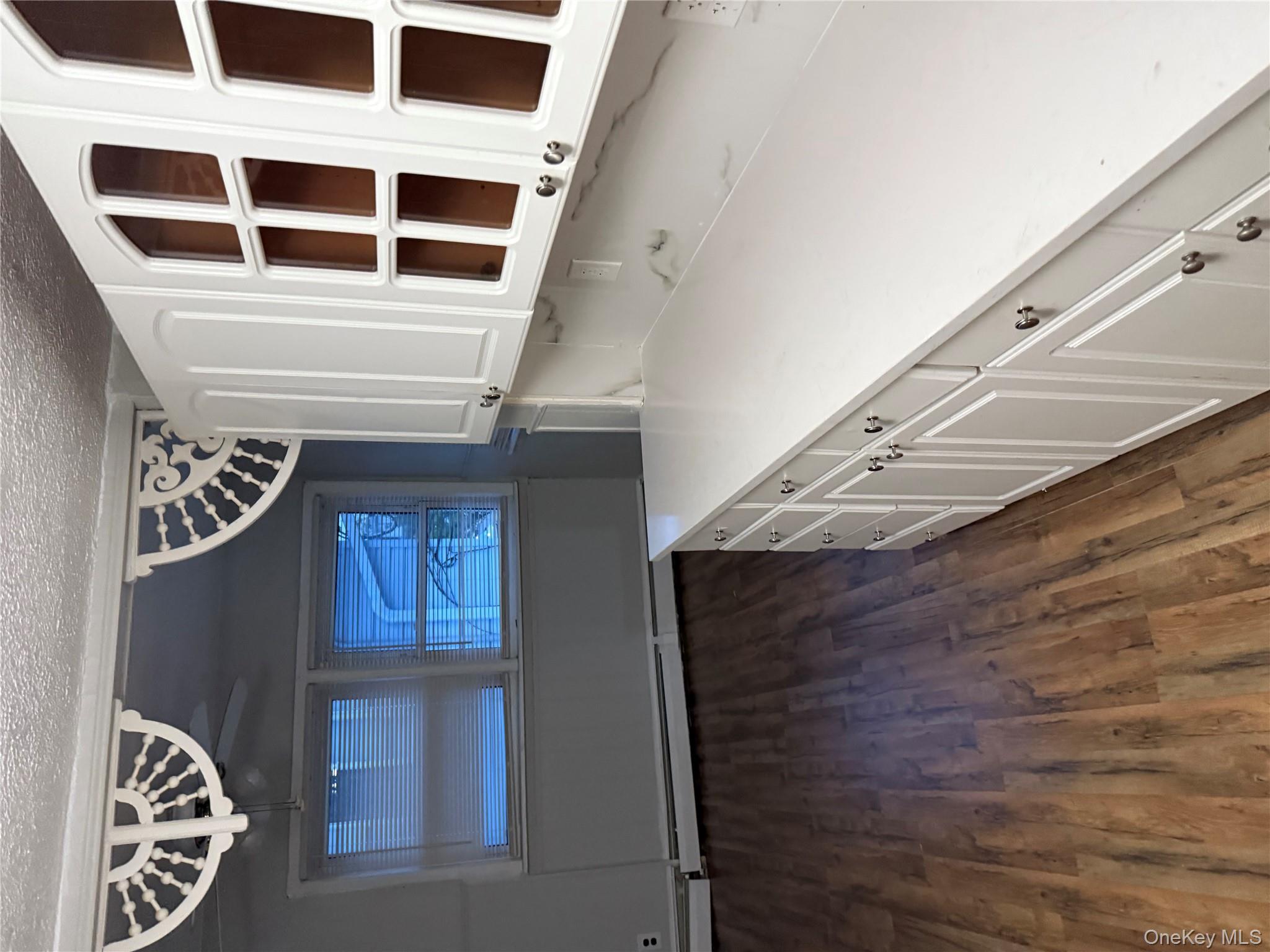 18 Leach Street, Lynbrook, NY 11563