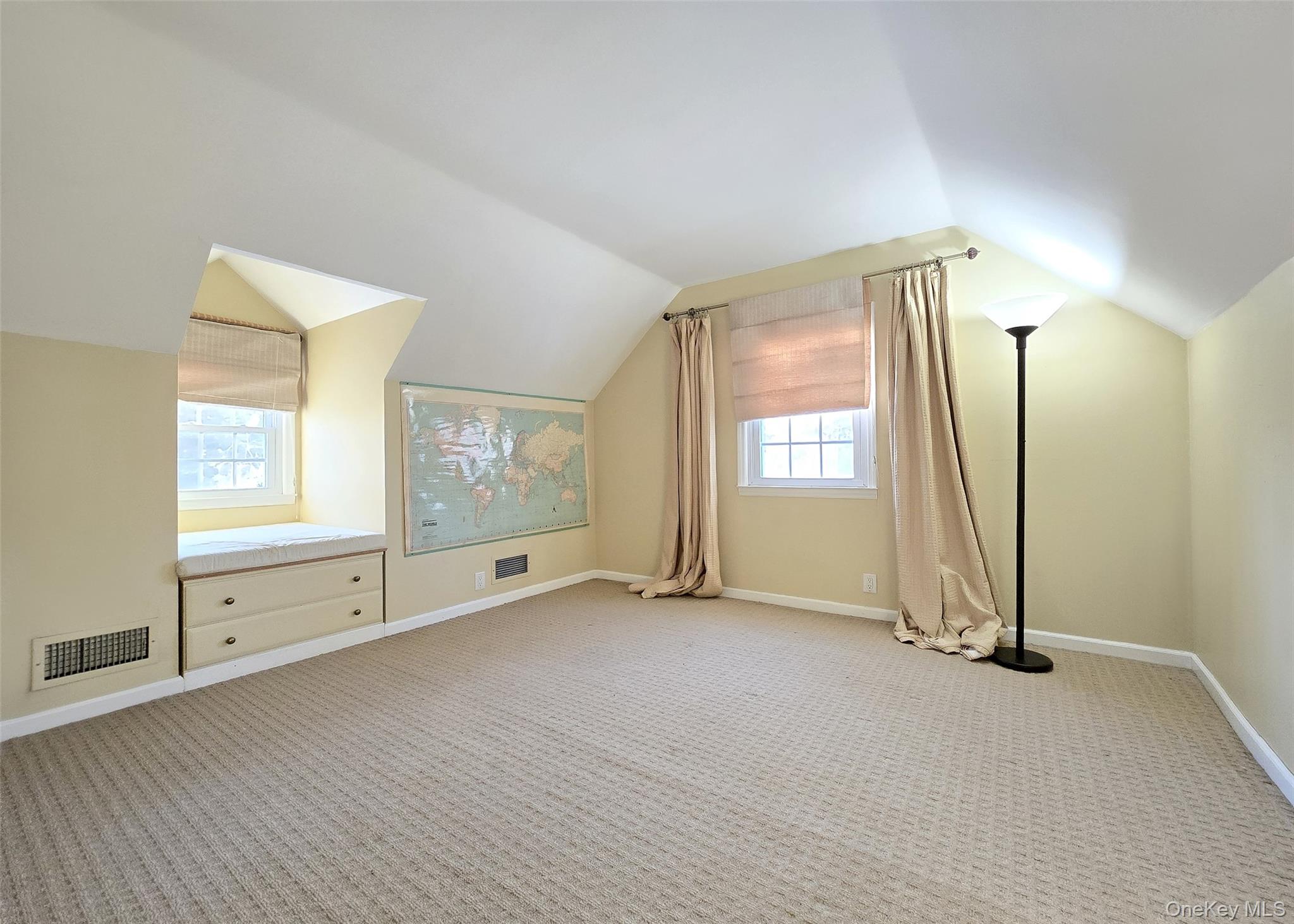 1435 Broadway Avenue, Holbrook, NY 11741