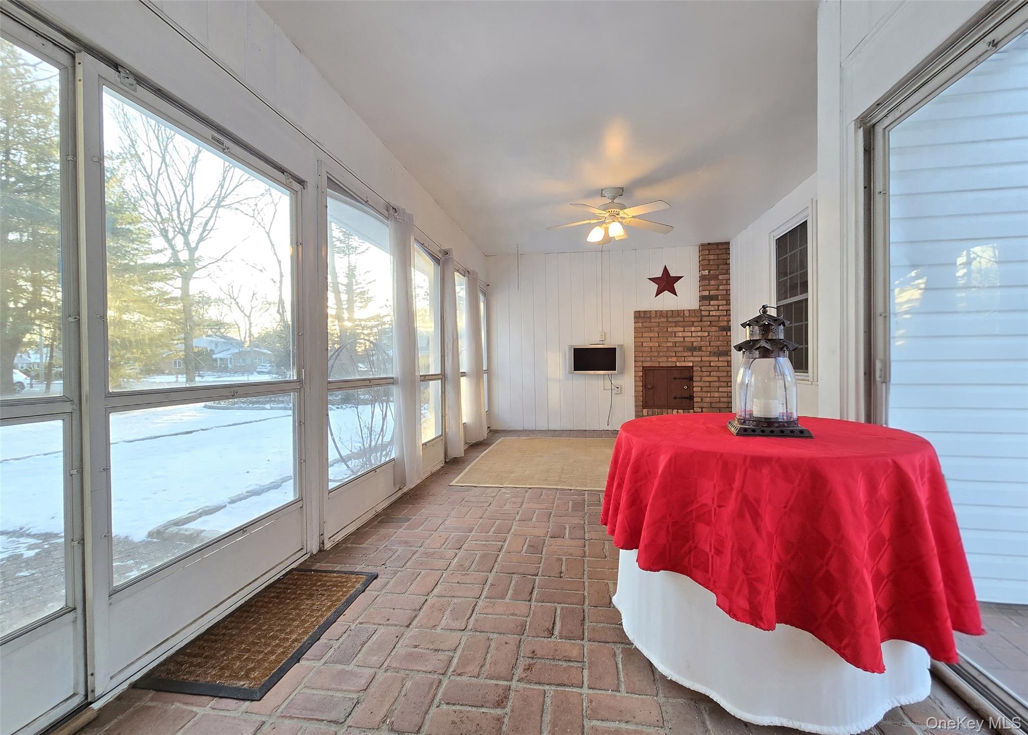 1435 Broadway Avenue, Holbrook, NY 11741