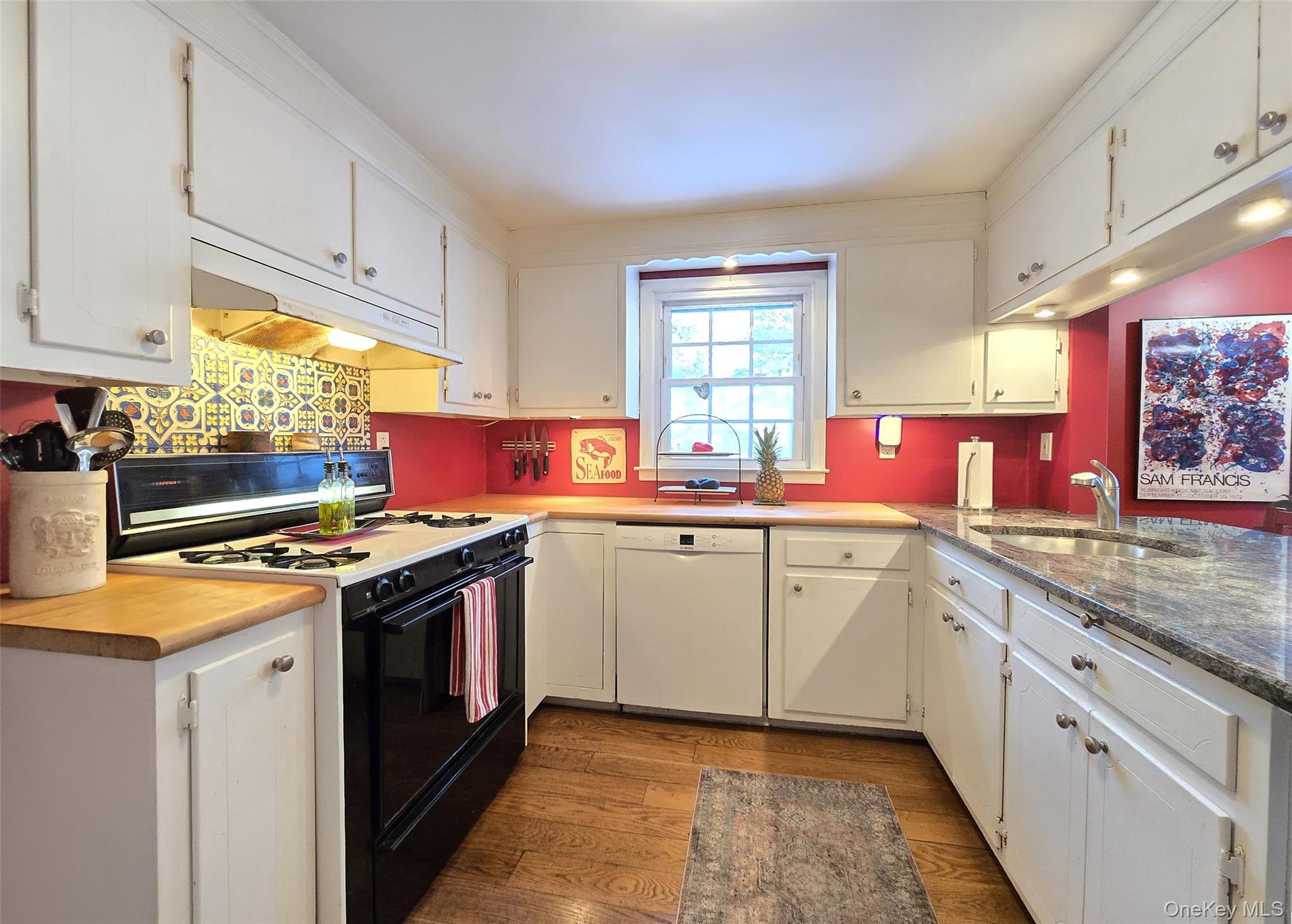 1435 Broadway Avenue, Holbrook, NY 11741