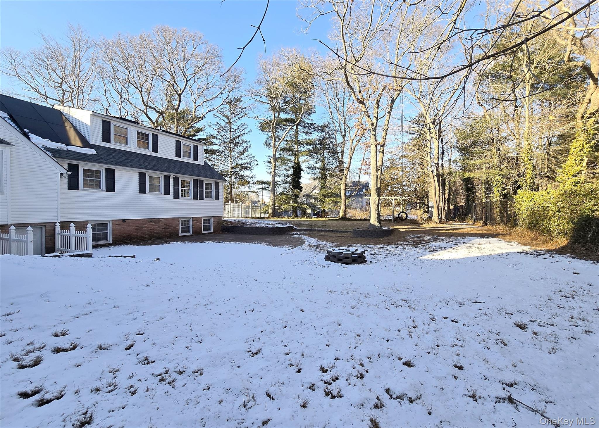 1435 Broadway Avenue, Holbrook, NY 11741