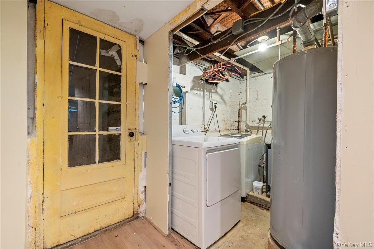 43-25 218th Street, Bayside, NY 11361