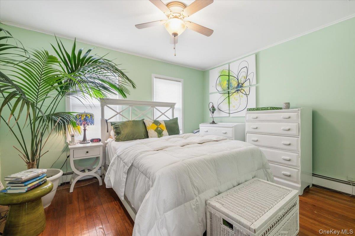 43-25 218th Street, Bayside, NY 11361