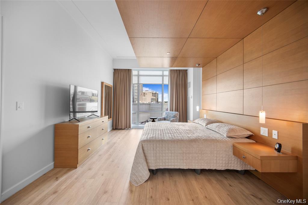 1 Renaissance Square # 10F, White Plains, NY 10601