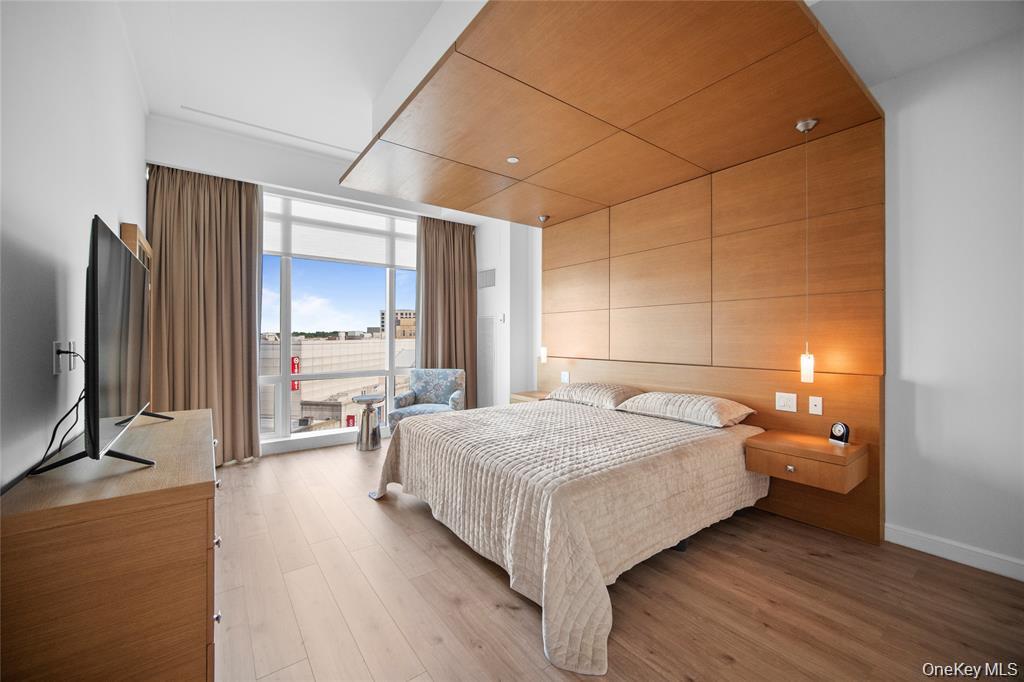 1 Renaissance Square # 10F, White Plains, NY 10601