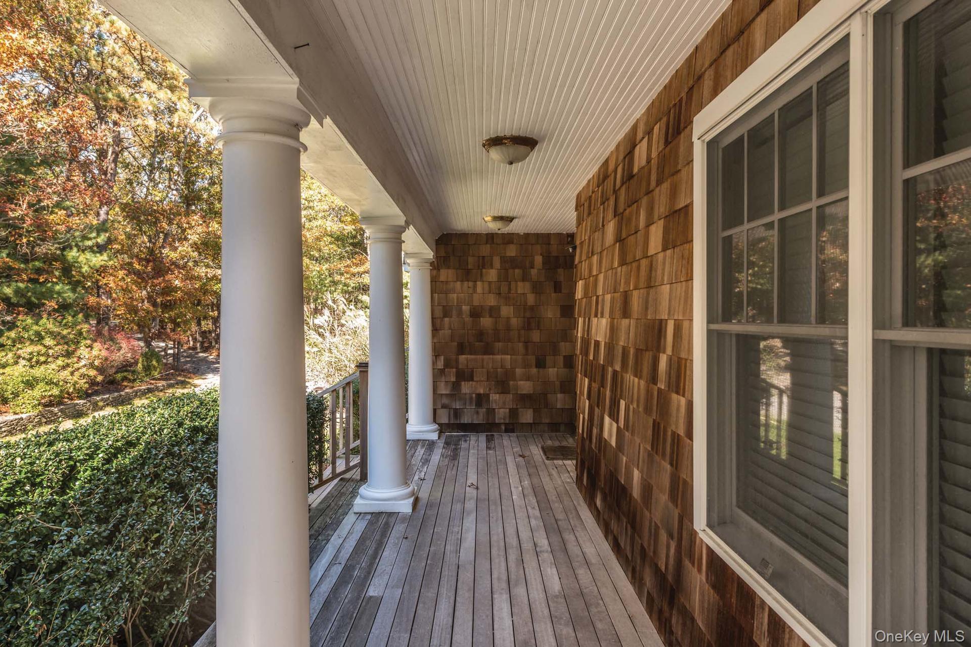 15 Chatfields Ridge Road, East Hampton, NY 11937