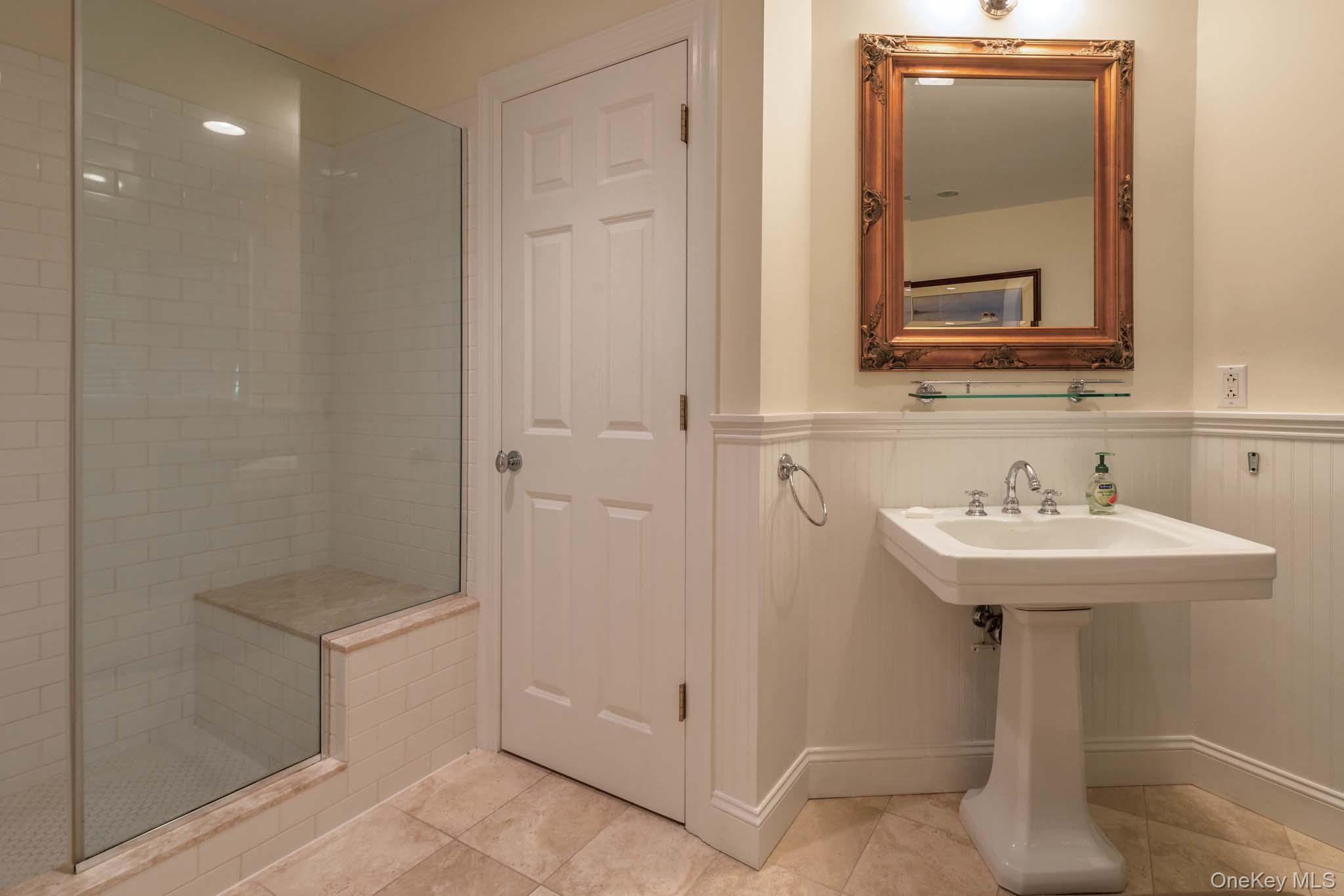 15 Chatfields Ridge Road, East Hampton, NY 11937