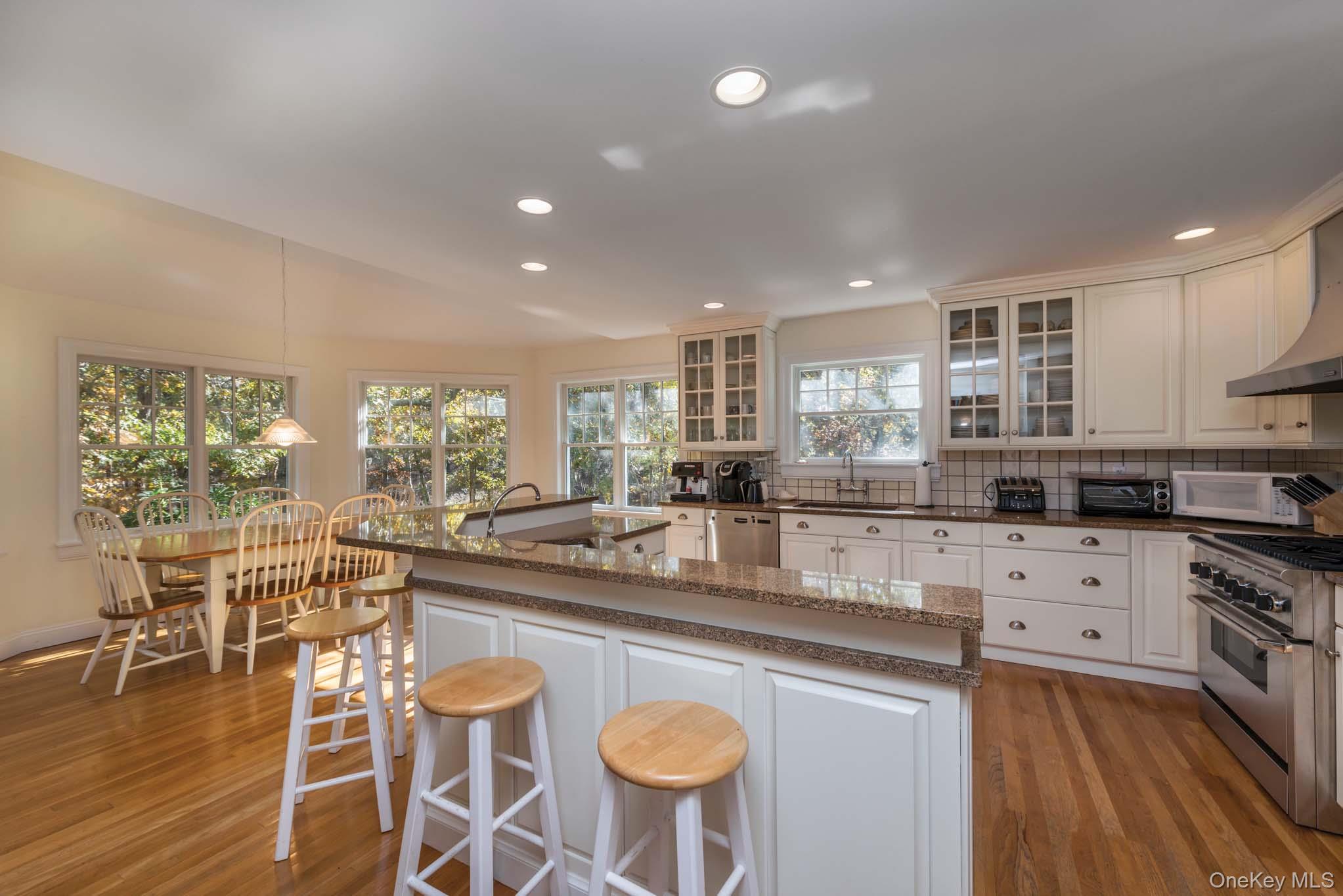 15 Chatfields Ridge Road, East Hampton, NY 11937