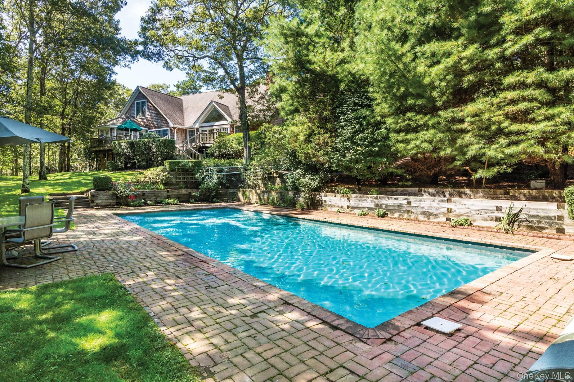 15 Chatfields Ridge Road, East Hampton, NY 11937