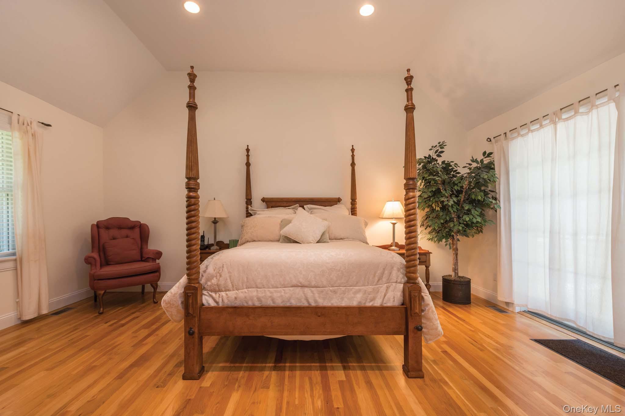 15 Chatfields Ridge Road, East Hampton, NY 11937