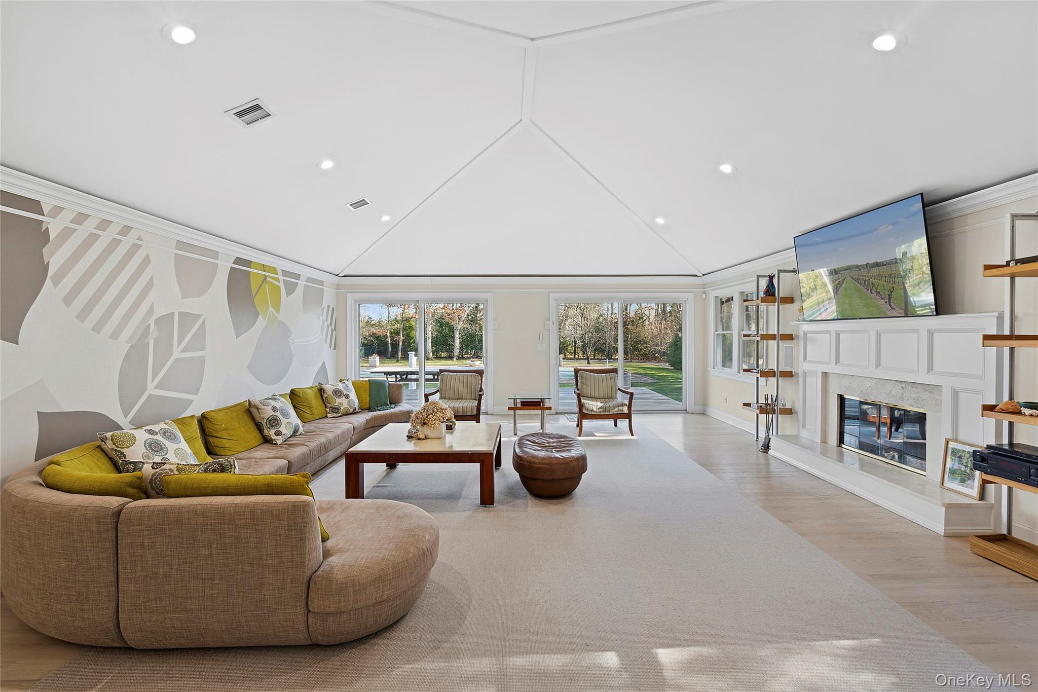 122 Beach Road, Westhampton Beach, NY 11978