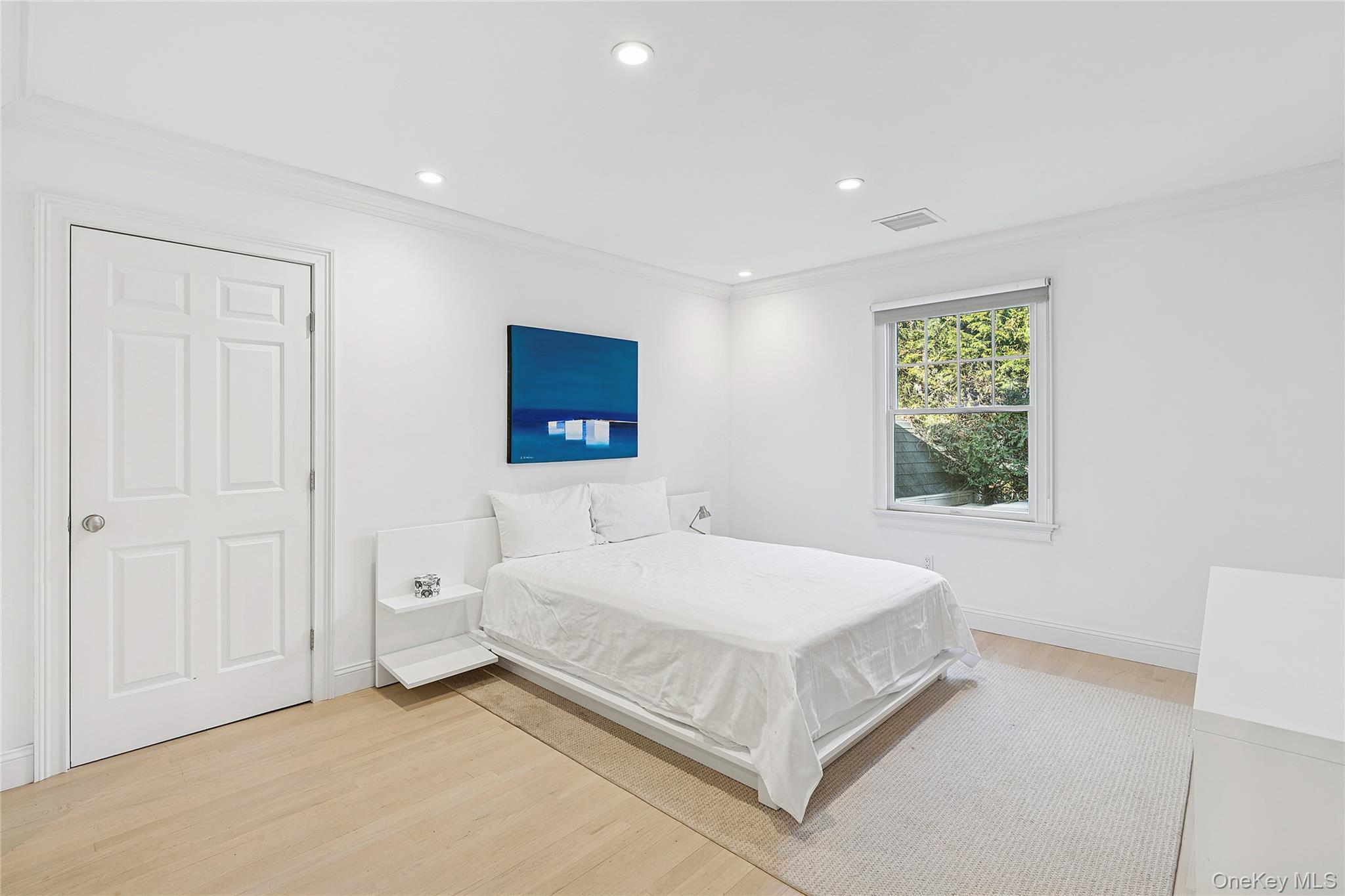 122 Beach Road, Westhampton Beach, NY 11978