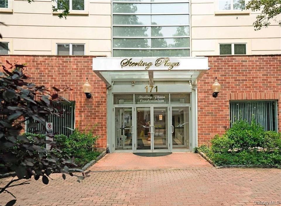 171 GREAT NECK Road # 3B, Great Neck, NY 11021