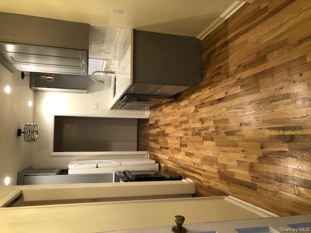 4005 Worthmor Drive, Seaford, NY 11783