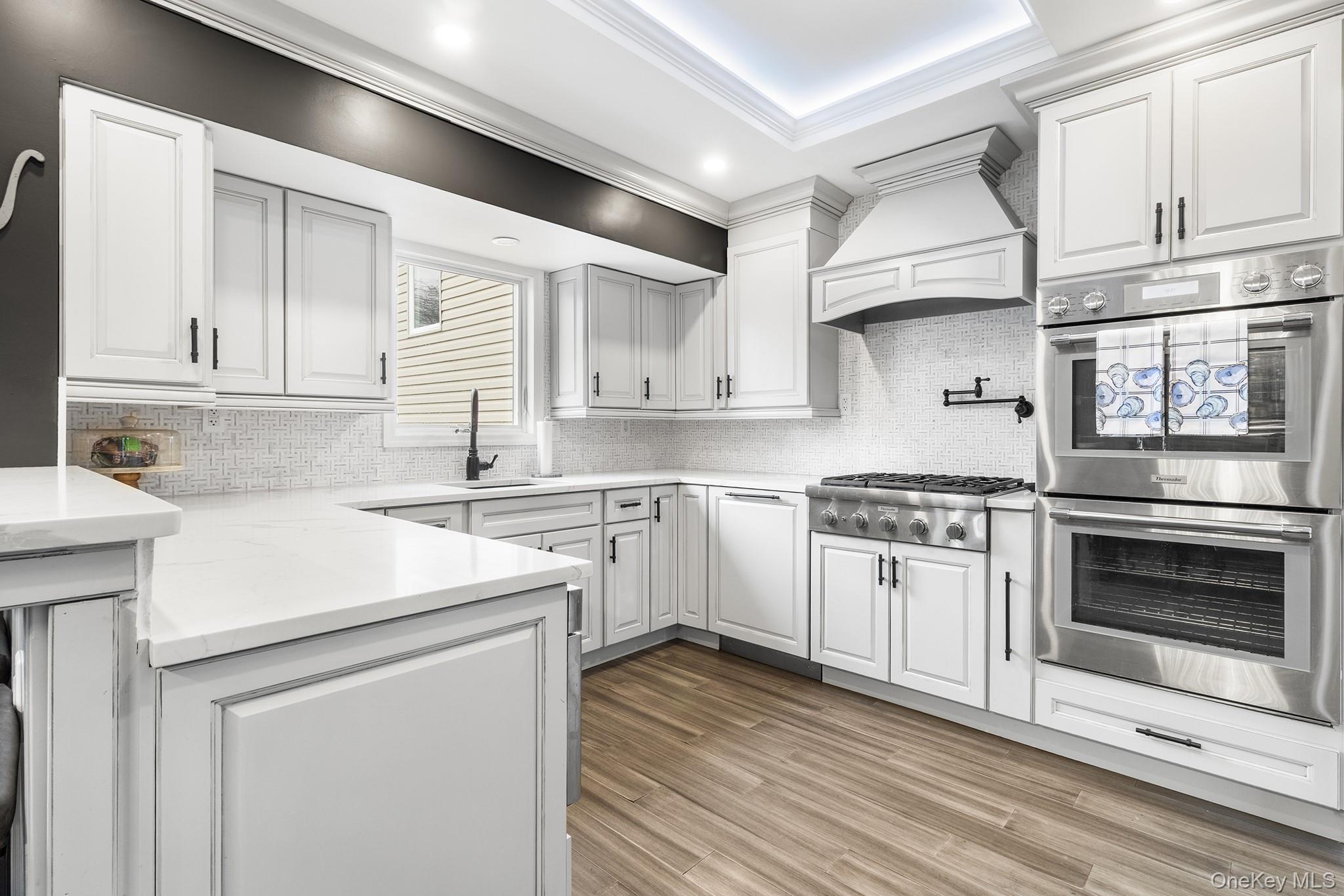 44 Colony Lane, Syosset, NY 11791