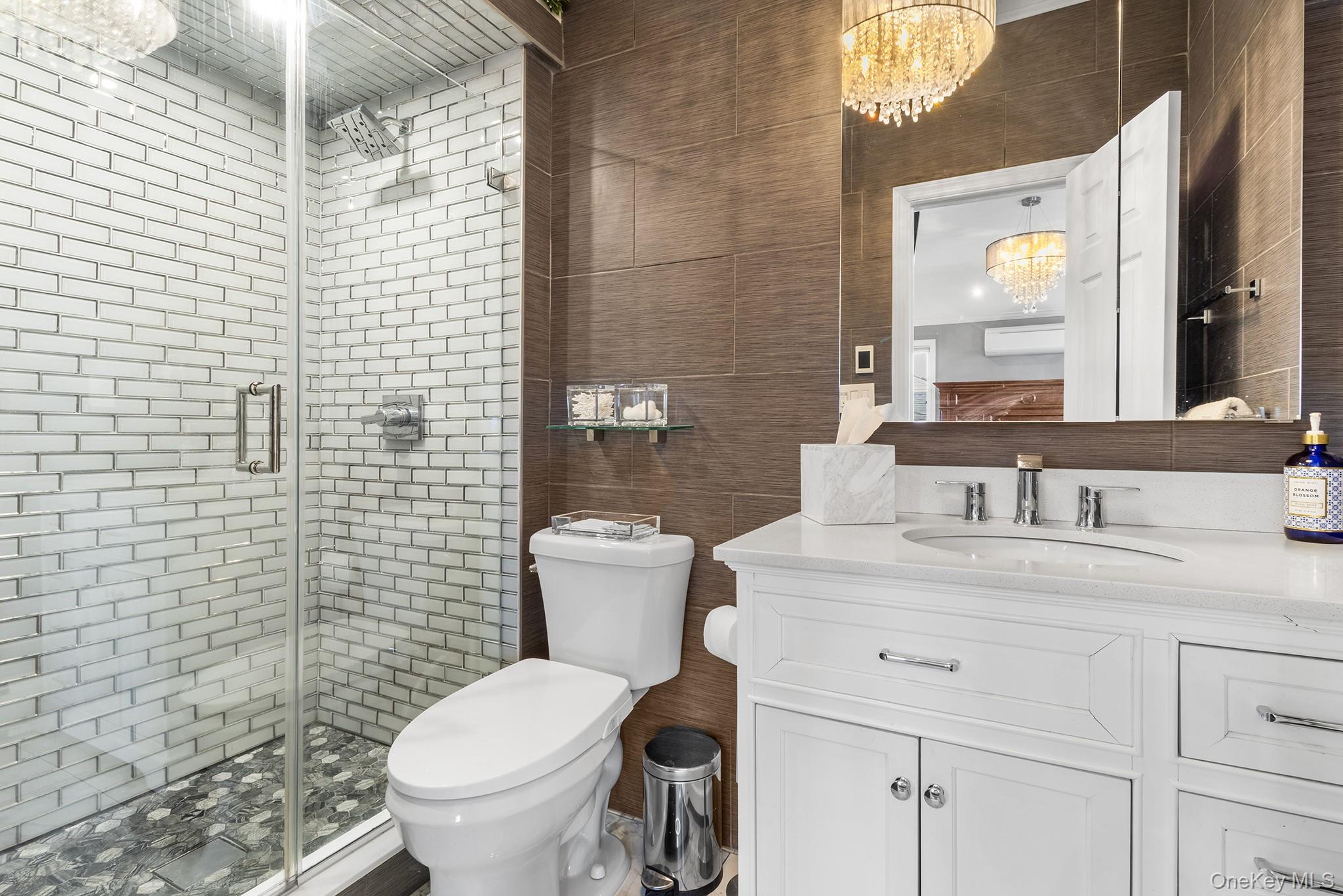 44 Colony Lane, Syosset, NY 11791