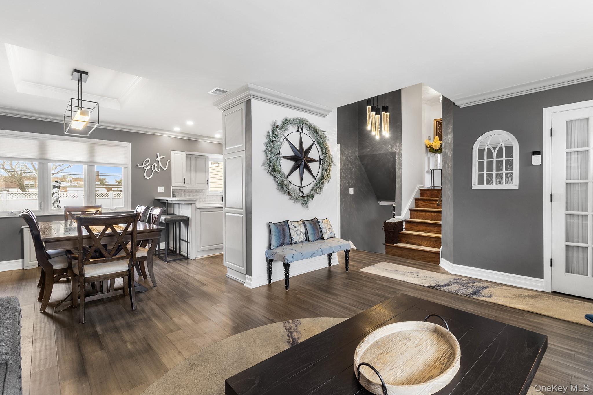 44 Colony Lane, Syosset, NY 11791