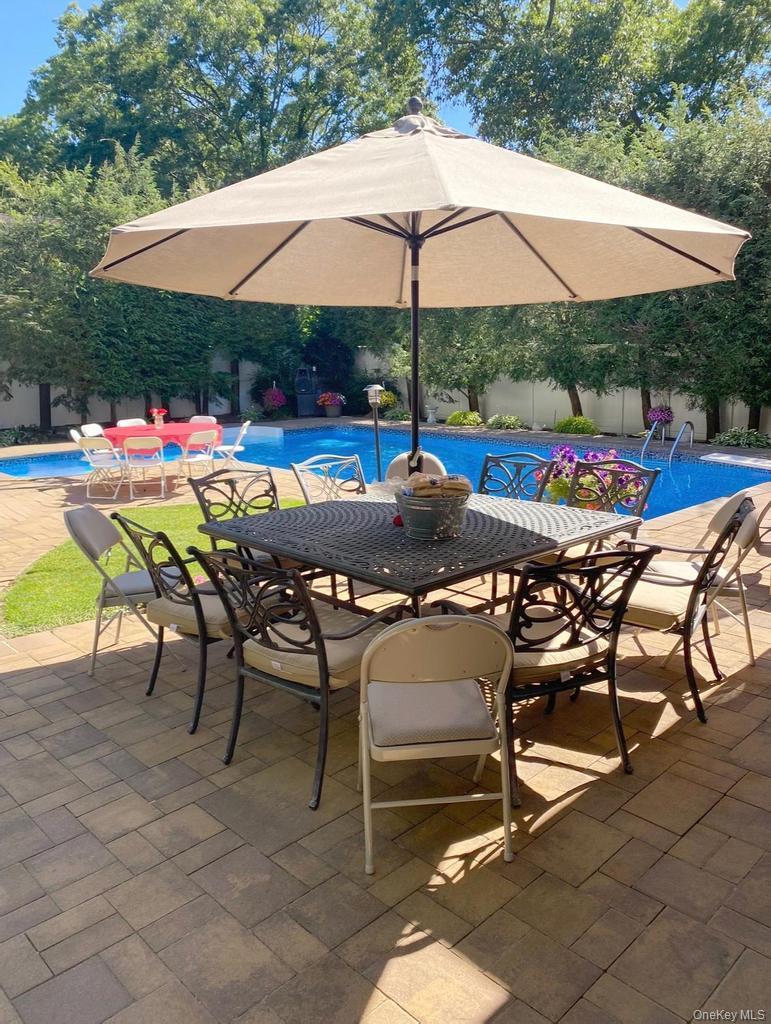 274 Collington Drive, Ronkonkoma, NY 11779