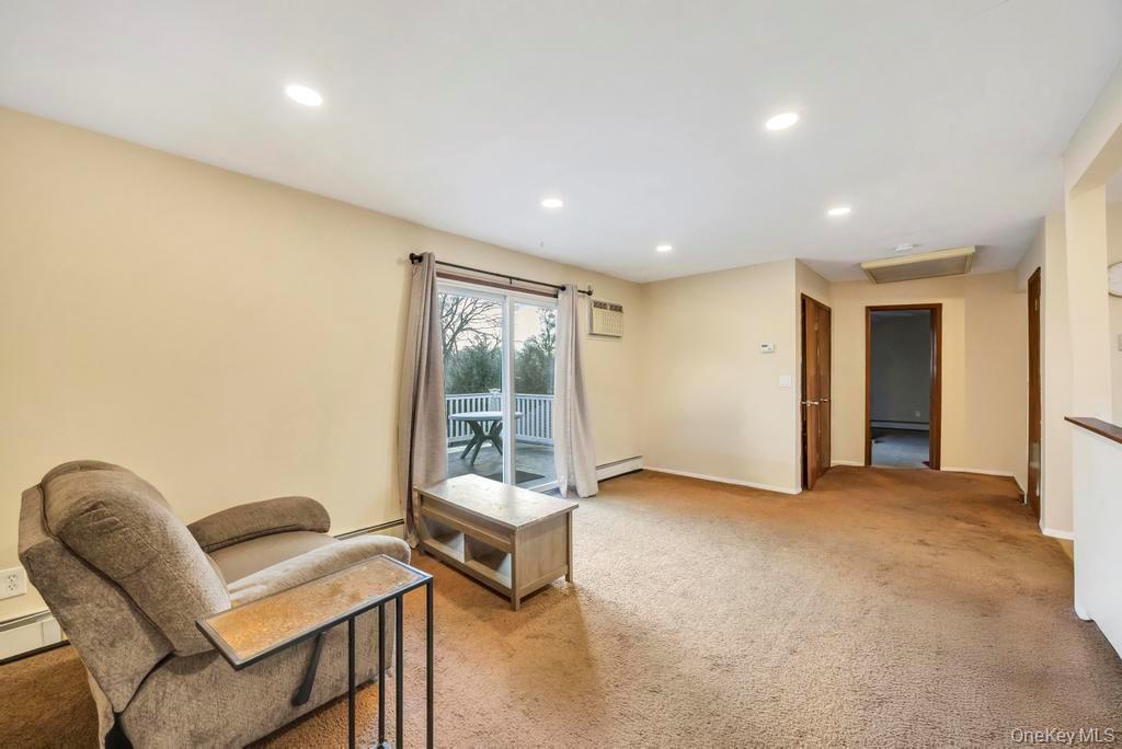 274 Collington Drive, Ronkonkoma, NY 11779