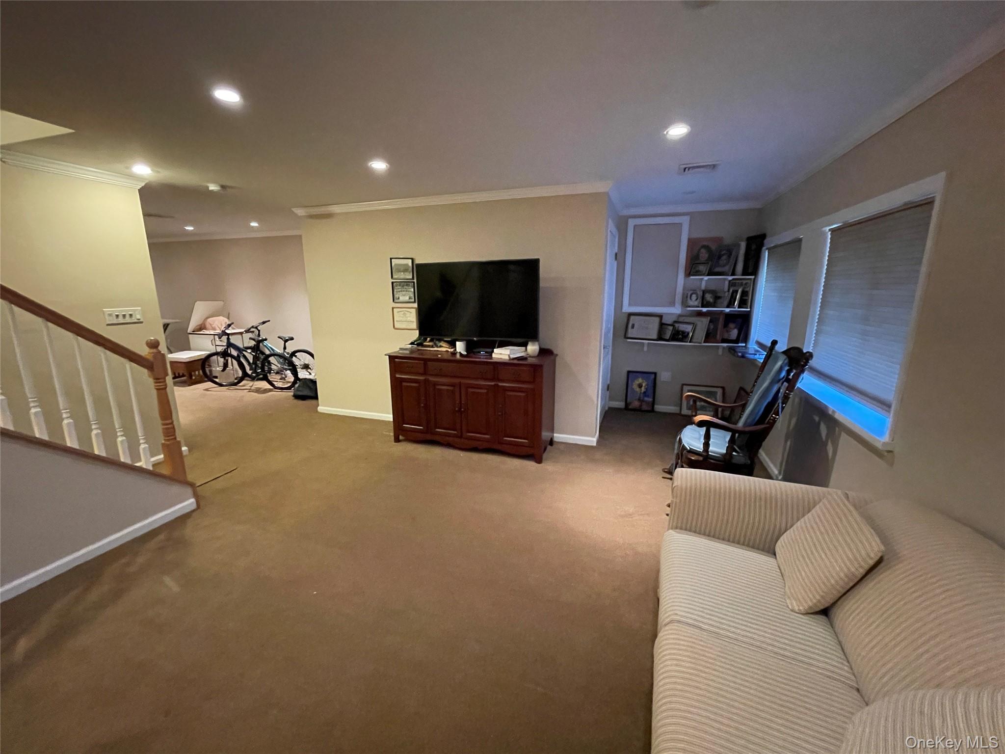 75 Warwick Drive, Massapequa, NY 11758