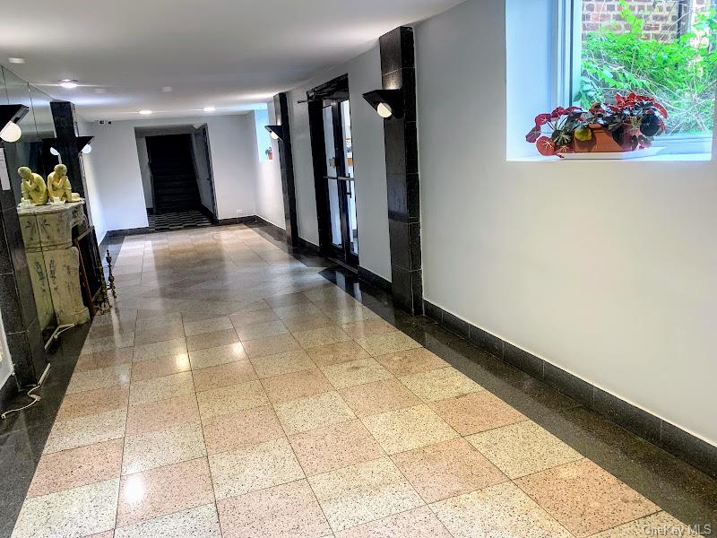 76-10 34th Avenue # 2M, Jackson Heights, NY 11372