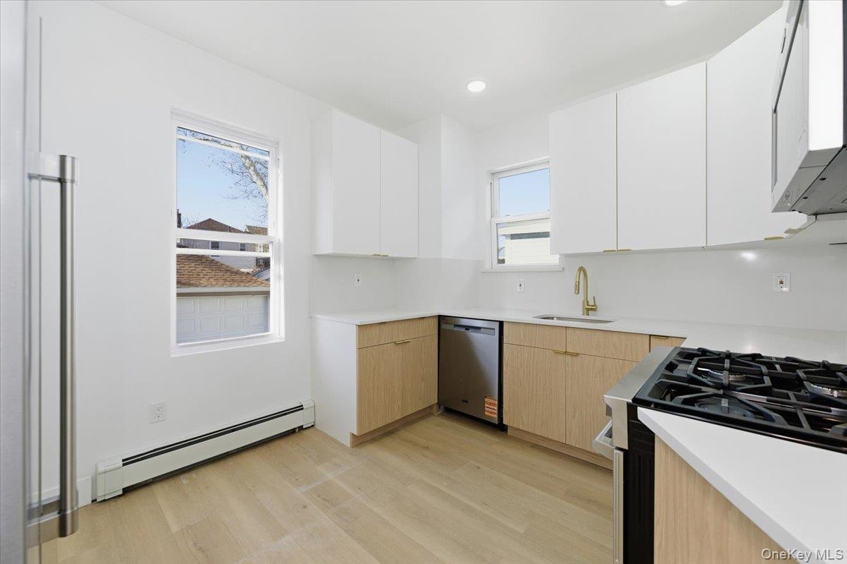 1833 Hone Avenue, Bronx, NY 10461