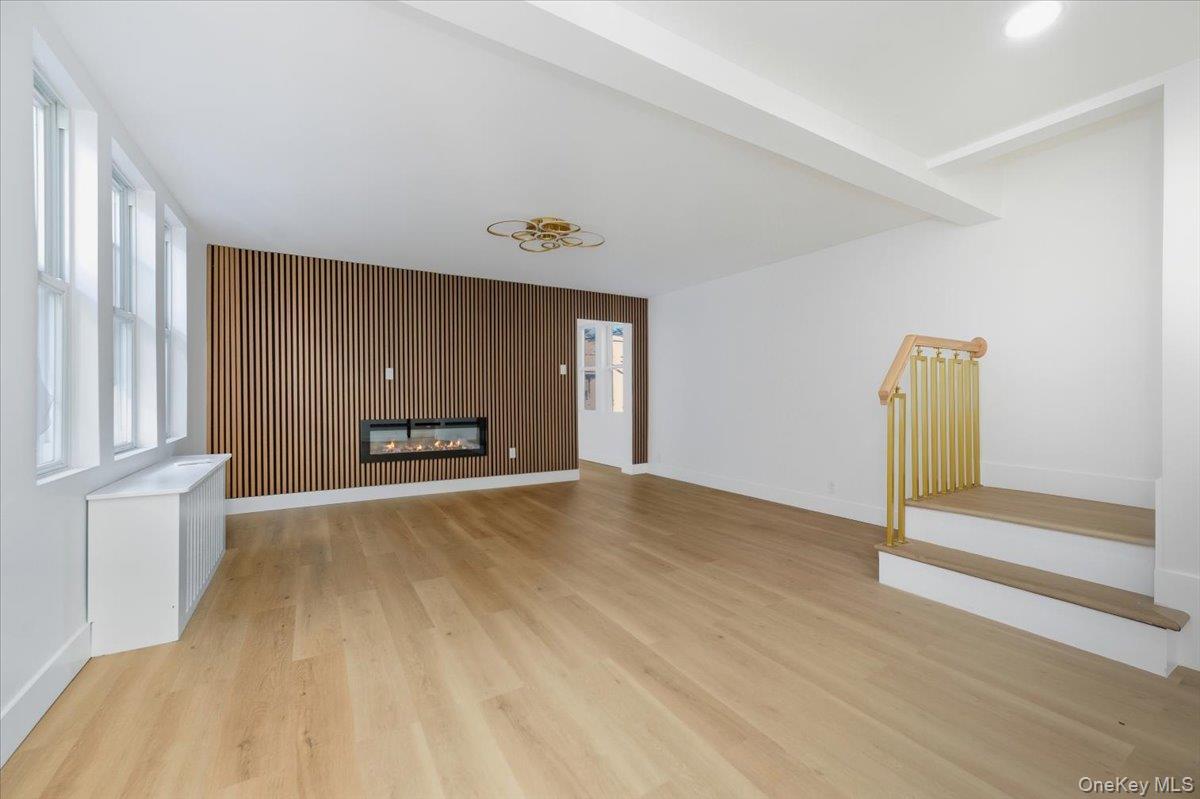 1833 Hone Avenue, Bronx, NY 10461