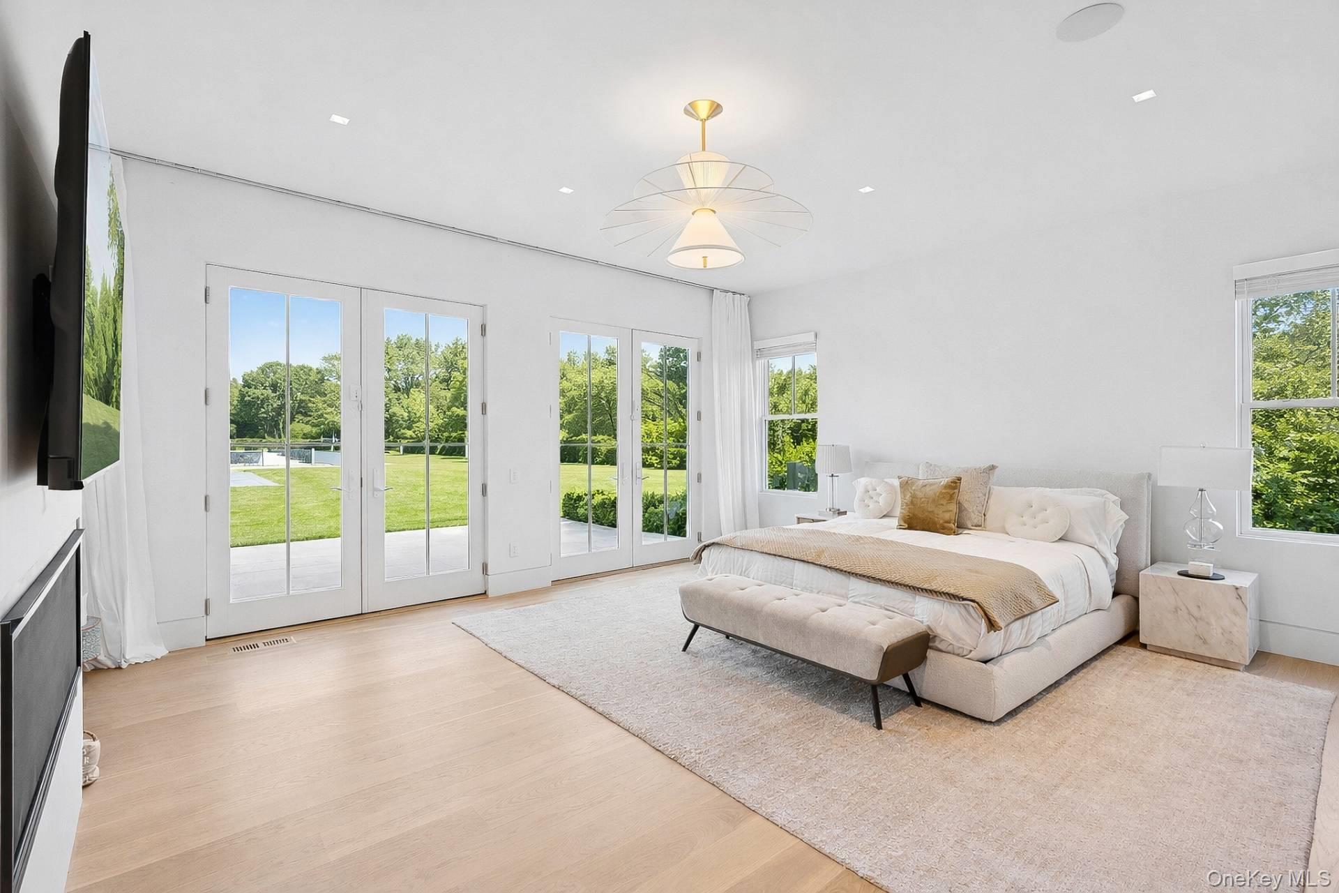 18 Sarahs Way, East Hampton, NY 11937