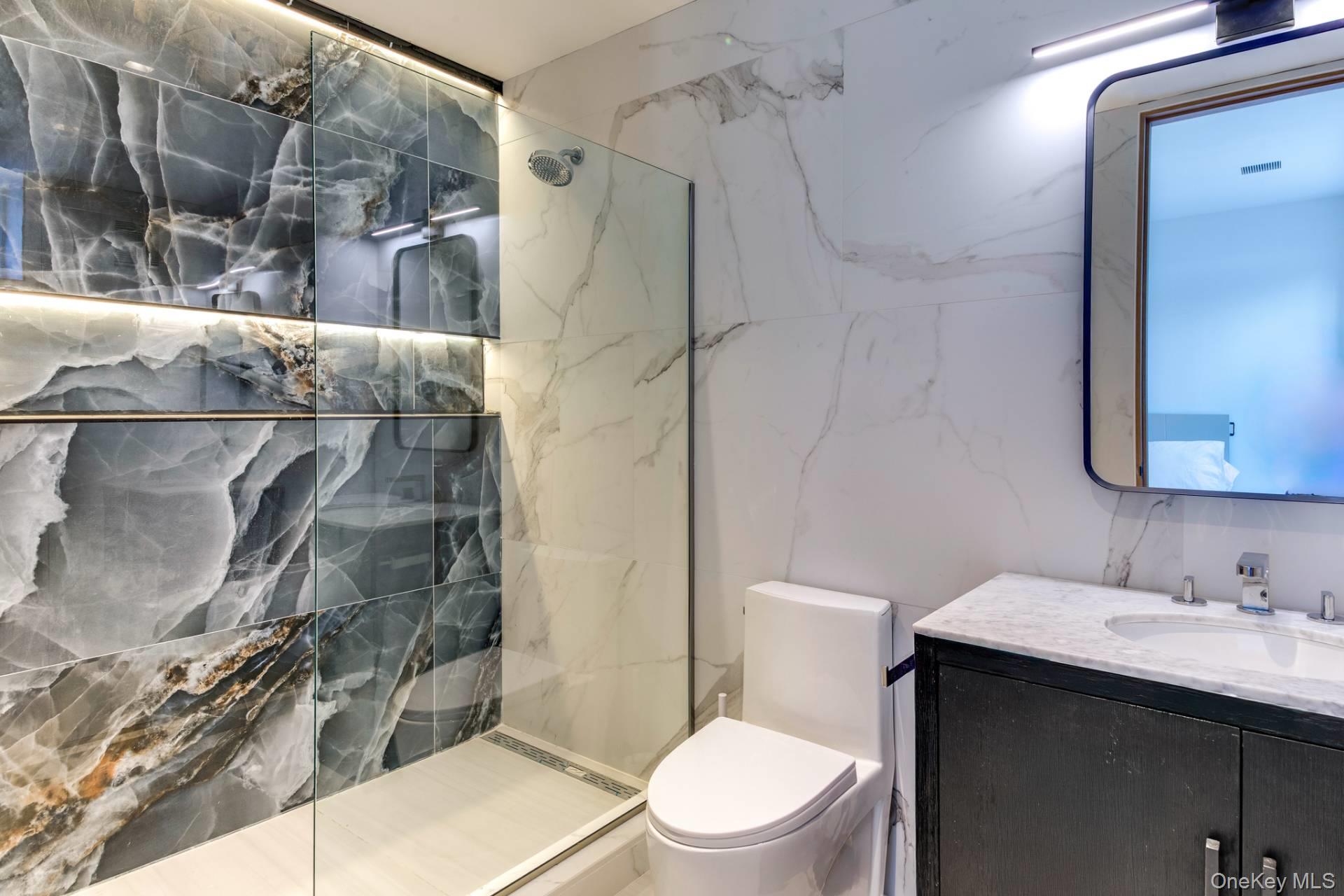 18 Sarahs Way, East Hampton, NY 11937