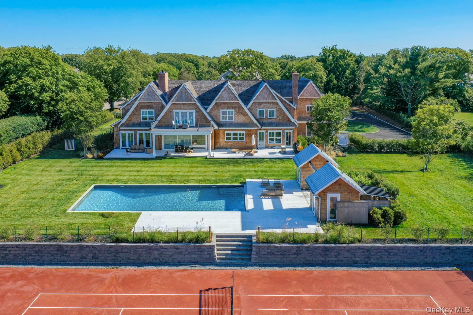 18 Sarahs Way, East Hampton, NY 11937