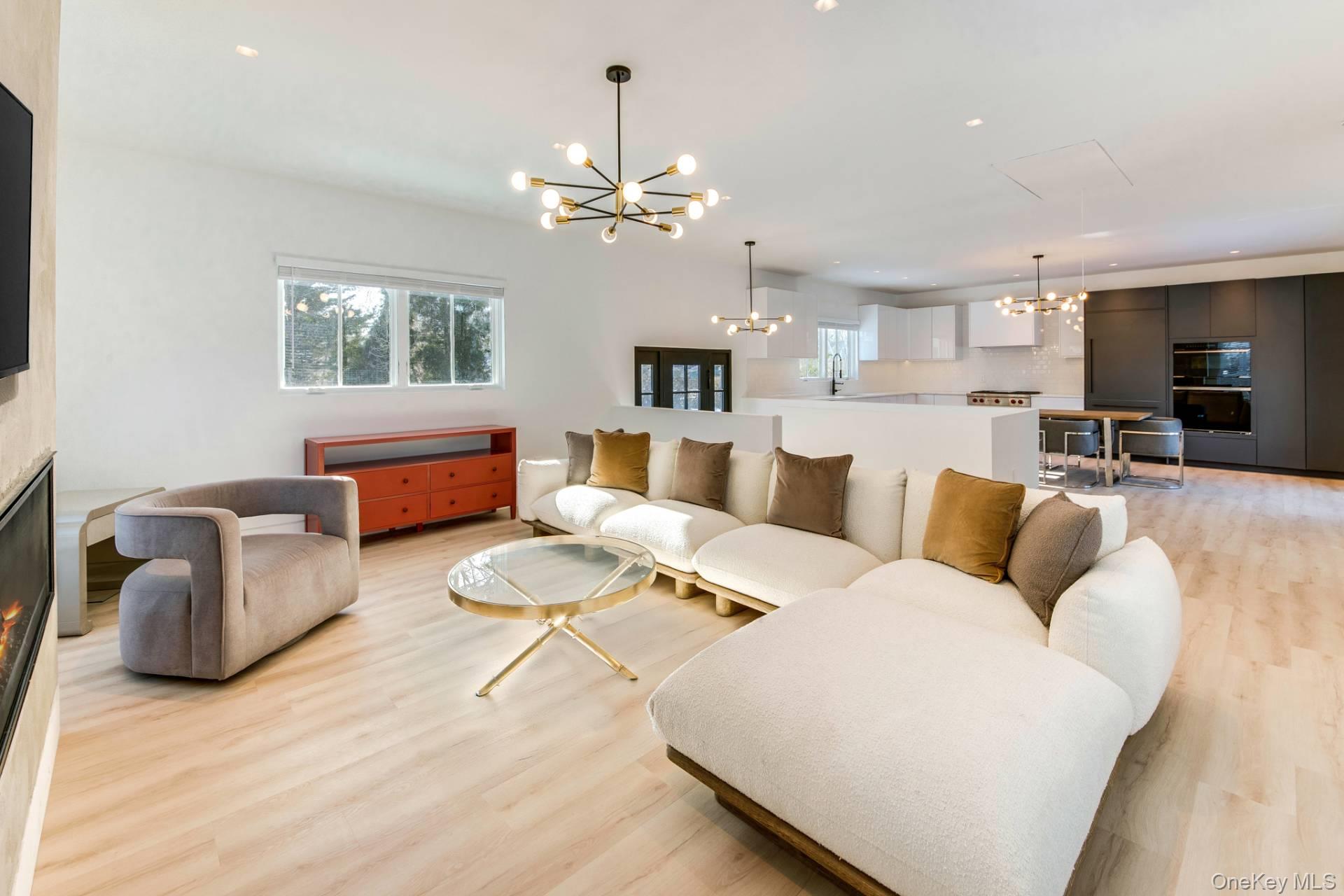 18 Sarahs Way, East Hampton, NY 11937